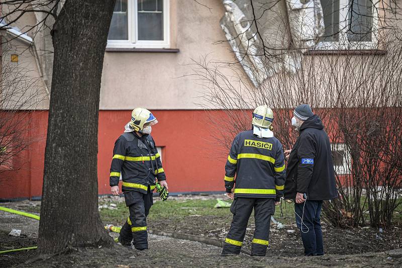 Hasiči a policisté zasahovali u požáru domu v Ostravě-Hrabůvce.