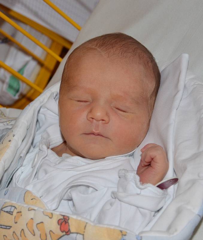 Aleš Kuzník, 3. 10. 2017, 51 cm, 3200 g, Paskov. Fakultní nemocnice Ostrava. 