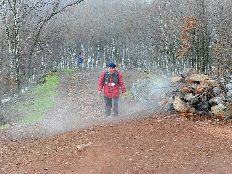 Ostravské haldě v neděli 7. dubna přišli popřát desítky lidí, kteří se zúčastnili tradiční procházky s Klubem českých turistů. 