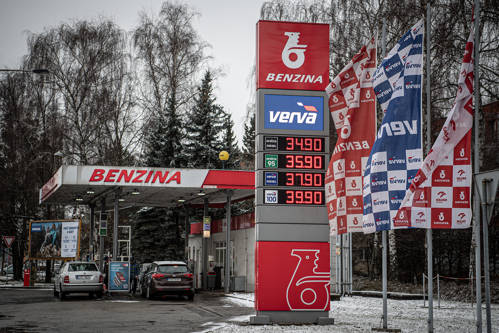 Češi opět berou Polsko útokem. Benzin spadl pod 30 korun, klesly i ceny  potravin - Novojičínský deník