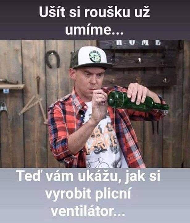 Vtipy ze sociálních sítí.