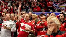 Juniorský hokej je v Kanadě velmi populární, ve sledovanosti většinou šampionát dvacítek předčí i seniorské mistrovství světa, které termínově koliduje s vyvrcholením sezony v NHL. A v Ostravě to bylo jasně vidět.