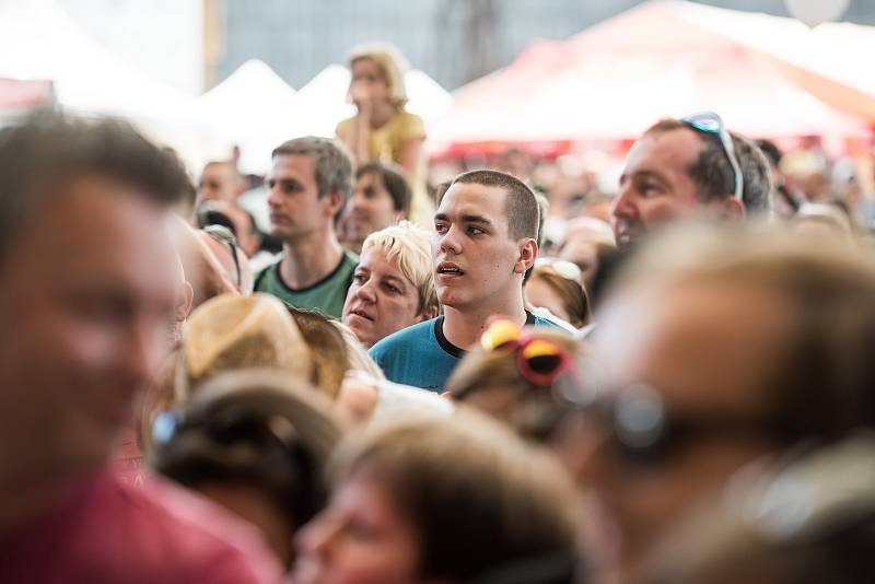 Kulinářský festival přilákal tisíce lidí, kteří si mohli vybrat z nepřeberného množství jídla.