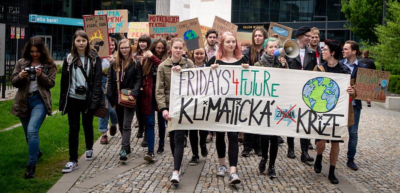 Protestní akce za lepší ochranu klimatu a snižování emisí v Ostravě, 3. května 2019.