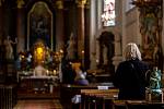 Mše svatá na Velikonoční pondělí v Římskokatolické farnosti Stará Bělá. 5. dubna 2021.