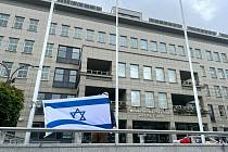 Vlajka Izraele před Krajským úřadem Moravskoslezského kraje v Ostravě, 8. října 2023.