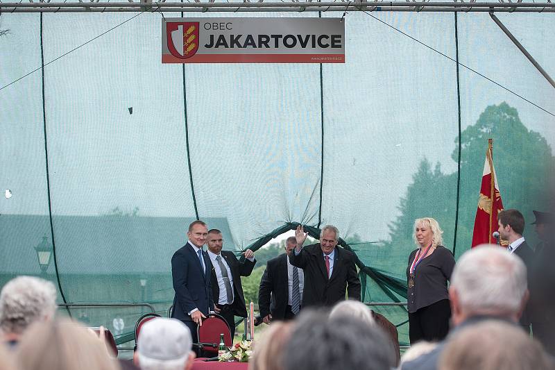 Prezident Miloš Zeman na návštěvě obce Jakartovice, 15. května 2018.