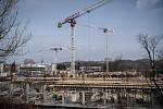 V Ostravě u výstaviště Černá louka pokračuje 9. března 2021 výstavba nových budov Ostravské univerzity.