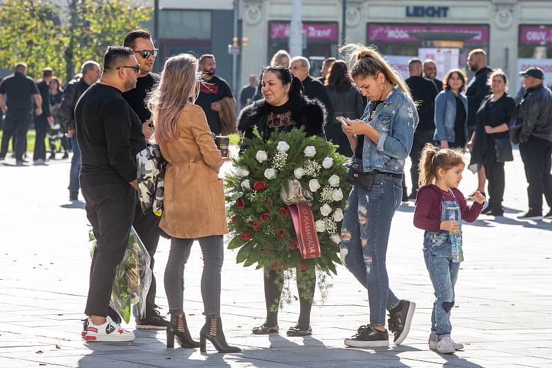 Ostrava pohřbila romskou legendu. Pohřeb Josefa Facuny 21. října v kostele Neposkvrněného početí Panny Marie v Přívoze.