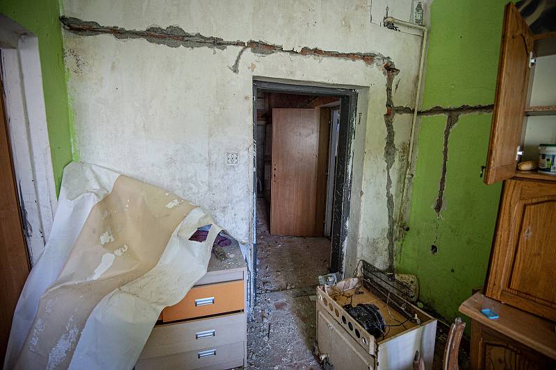Bývalá ubytovna na ulici Jablonského v Mariánských Horách po opuštění obyvatel, 25. října 2021 v Ostravě.