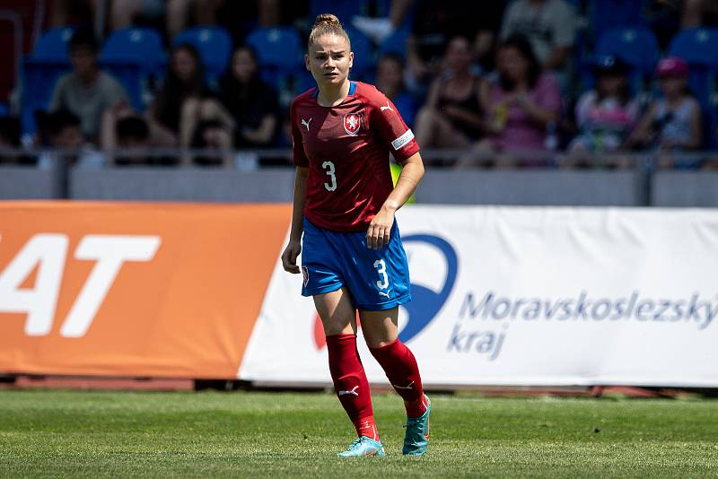 Mistrovství Evropy ve fotbale žen U19 - Česká Republika - Francie, 27. června 2022 v Ostravě. Dominika Huvarová z Česka.