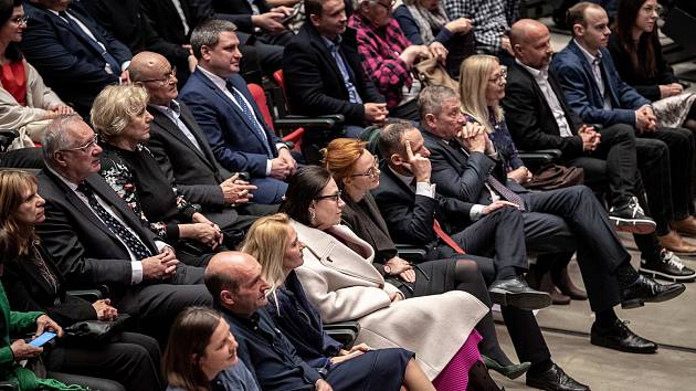 Dvoudenní návštěva prezidenta Petra Pavla v Moravskoslezském kraji - debata s občany v Gongu (DOV), 28. března 2023, Ostrava.