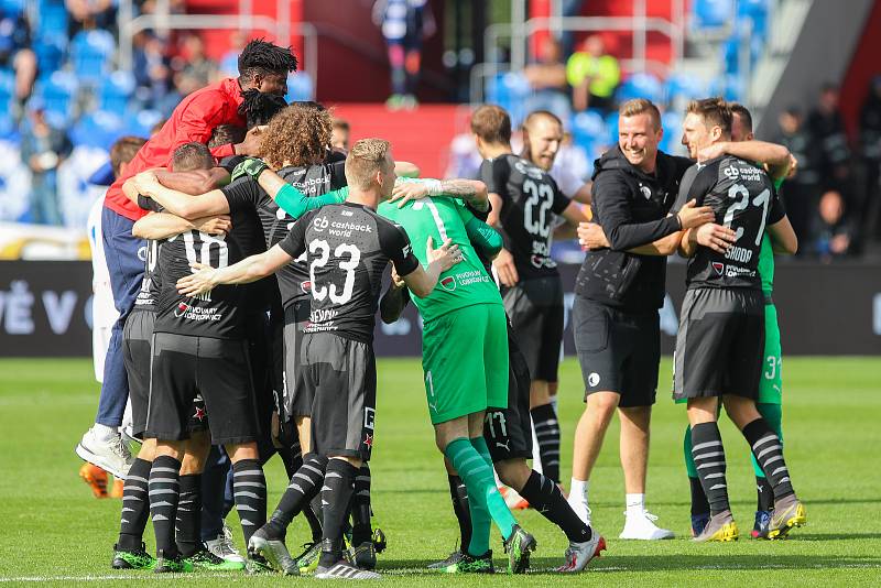 Utkání 4. kola nadstavby první fotbalové ligy, skupina o titul: FC Baník Ostrava - SK Slavia Praha, 19. května 2019 v Ostravě. Na snímku radost Slavie.