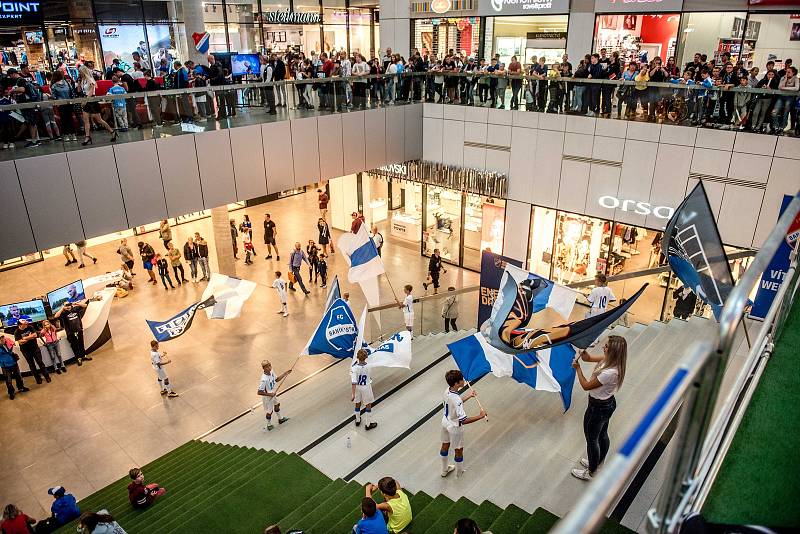 Autogramiáda fotbalového týmu FC Baník Ostrava v nákupním centrum Forum Nová Karolina (FNK), 9. září 2019 v Ostravě.