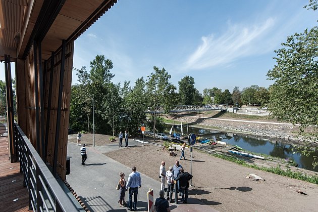 Na soutoku Ostravice a Lučiny v blízkosti centra Ostravy byla otevřena nová loděnice. 