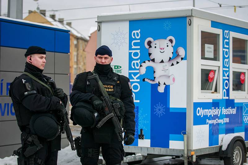 Zahájení olympijského festivalu u Ostravar Arény v Ostravě.