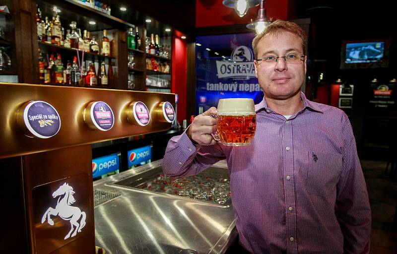 Speciální čtrnáctistupňové pivo Ostravaru s názvem Grifel je podle vrchního sládka ideální pivo na zimu. 