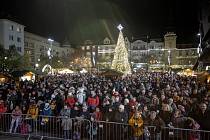 Česko zpívá koledy na Masarykově náměstí, 7. prosince 2022, Ostrava.