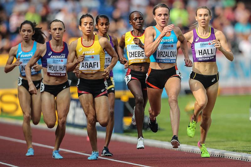 Simona Vrzalová při závodě na 1500m při Kontinentálním poháru 8. září v Ostravě.