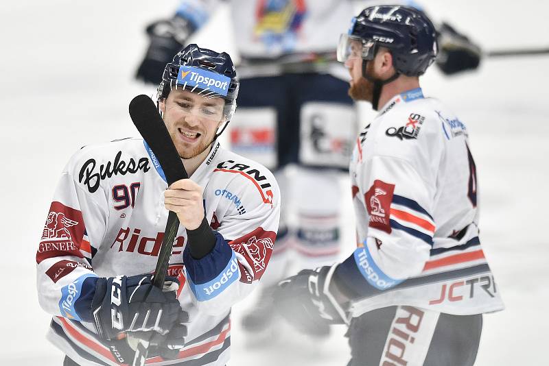 Utkání 34. kola hokejové extraligy: HC Vítkovice Ridera - HC Oceláři Třinec, 12. ledna 2019 v Ostravě. Na snímku (zleva) Jakub Lev.