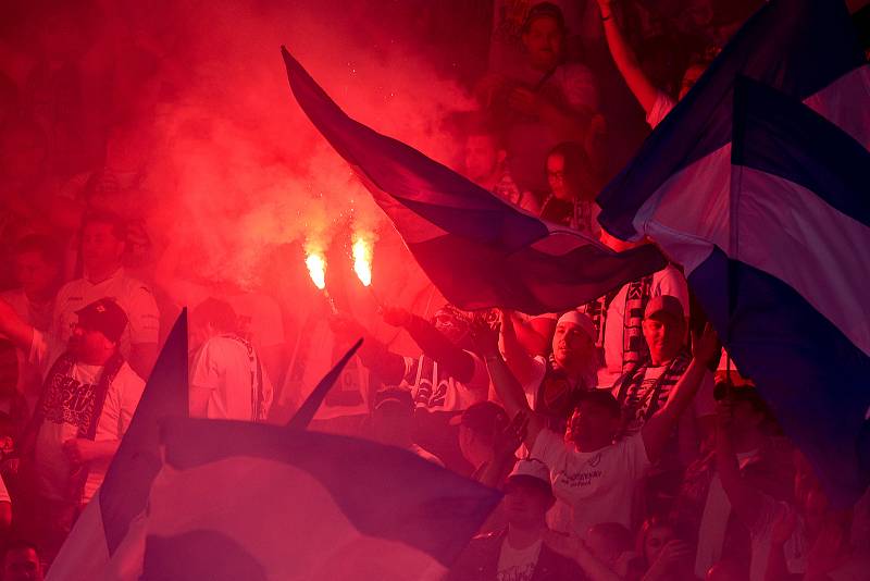 Slezské derby FC Baník Ostrava - Slezský FC Opava, 21. dubna 2019, utkání 29. kola první fotbalové ligy. Na snímku fanoušci.