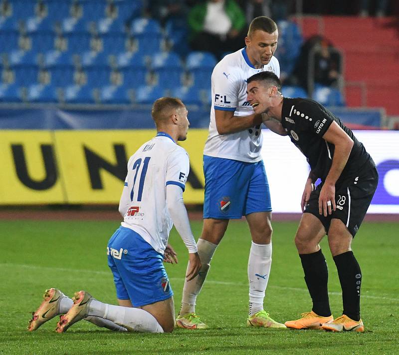 Fotbalisté Baníku Ostrava proti Hradci Králové v osmifinále poháru.