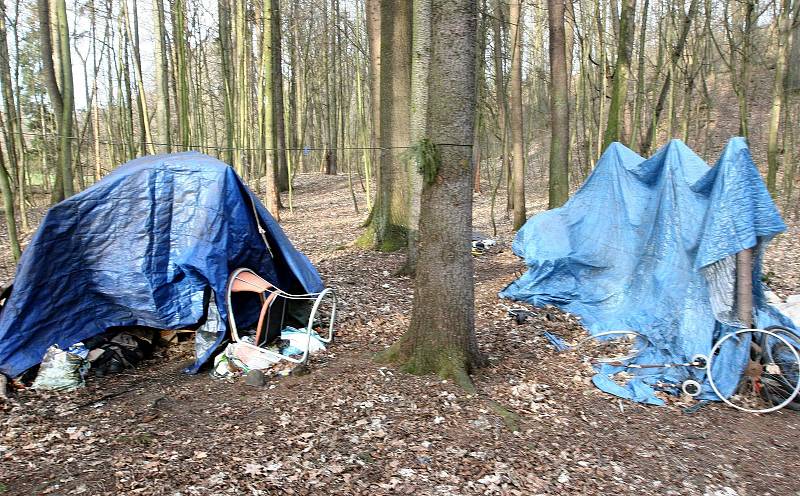 Ostravští bezdomovci (ale i jiné sociálně ohrožené a vyloučené skupiny) mají svého praktického lékaře díky Armádě spásy.