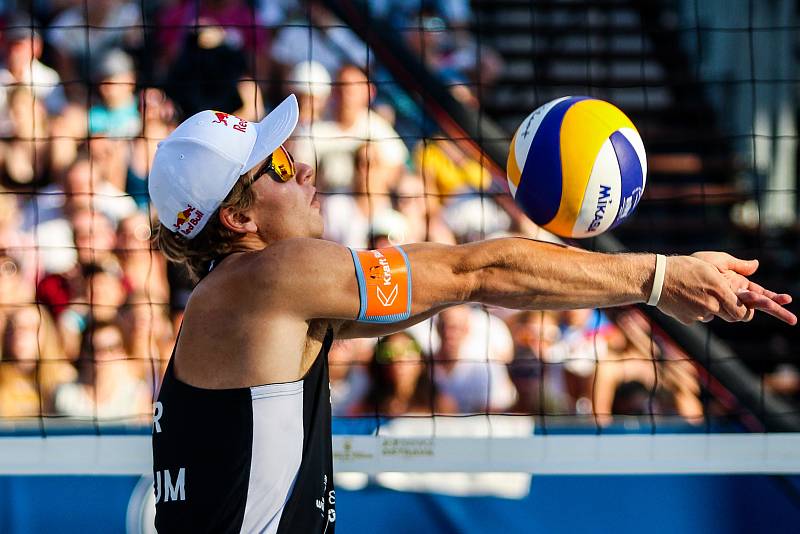 Finále muži: ČR - Norsko. FIVB Světové série v plážovém volejbalu J&T Banka Ostrava Beach Open, 2. června 2019 v Ostravě. Na snímku Christian Sandlie Sørum (NOR).