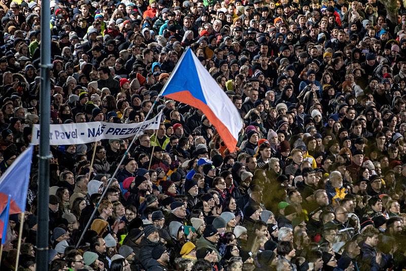 Prezidentský kandidát Petr Pavel dorazil na Masarykovo náměstí, 19. ledna 2023, Ostrava.