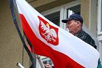 Budova Generálního konzulátu Polské republiky v Ostravě se po sobotním leteckém neštěstí zahalila do smutku.