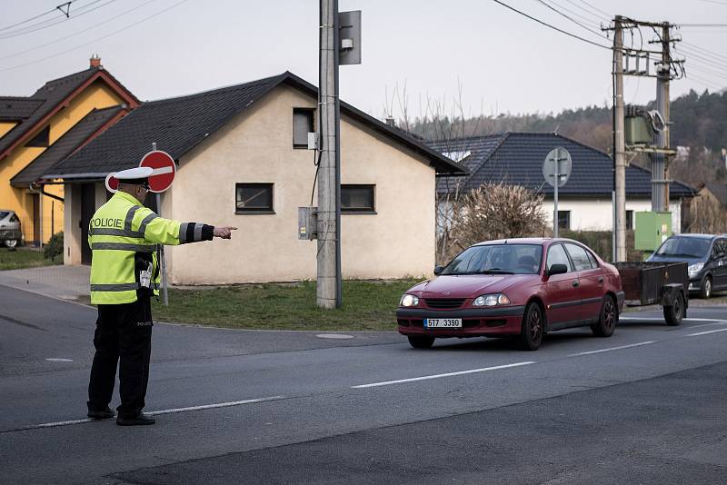 Policejní akce Speed marathon (měření rychlosti) v městské části Vřesina, 3. dubna 2019 v Ostravě.