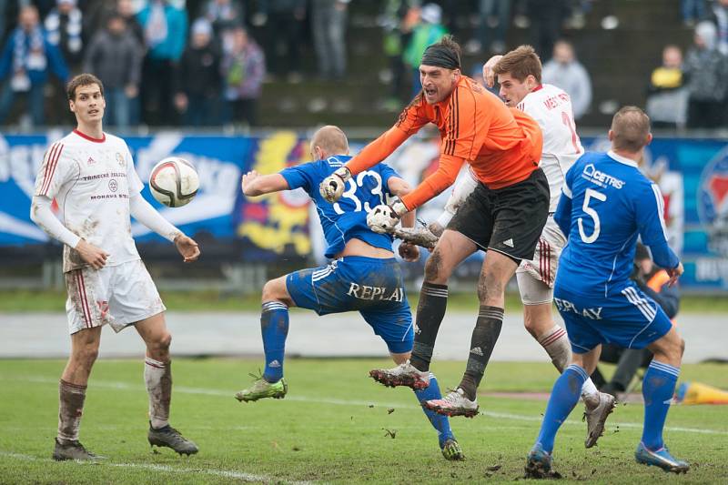 FK Fotbal Třinec - Baník Ostrava