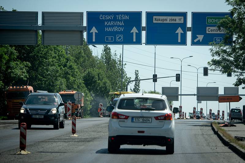 Oprava silnic, 12. června 2019 v Ostravě. Na snímku ulice Rudná.