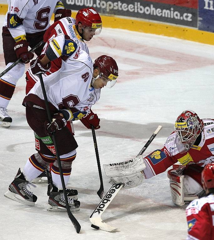 Čtvrtfinále play off hokejové extraligy Třinec - Sparta