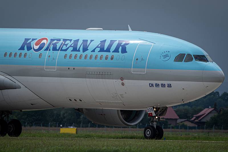 Na Letiště Ostrava přiletělo poprvé v historii letadlo korejského dopravce (Airbus A330-200 Korean Air), 16. července 2020. Letoun si najala automobilka Hyundai Motors pro přepravu zaměstnanců.