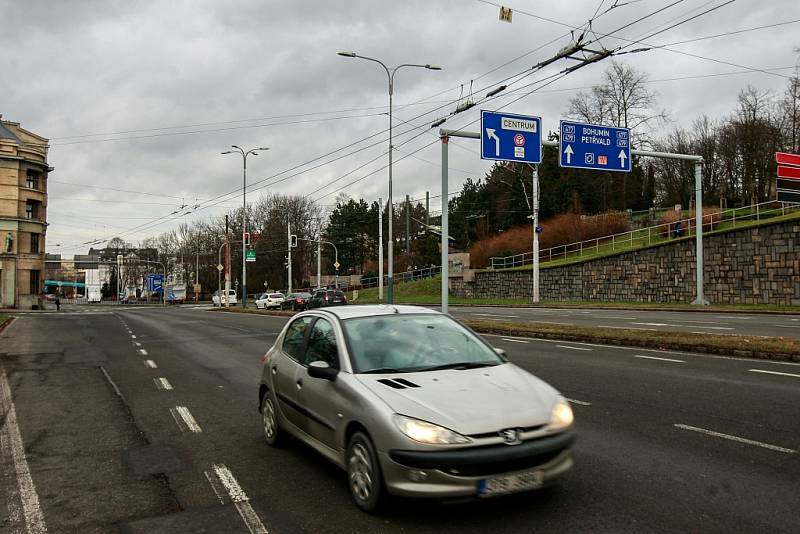 Tunel dlouhý přibližně 1,2 kilometru by měl vést pod touto částí Bohumínské ulice. Ulevit má lokalitě od tranzitní dopravy a vrátit Slezské Ostravě historické centrum. 