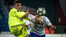 Utkání 16. kola fotbalové Fortuna ligy: FC Baník Ostrava - MFK Karviná, 8. listopadu 2019 v Ostravě. Na snímku zleva Martin Kouřil, Tomáš Smola.