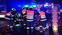 Zásah hasičů u dopravní nehody na dálnici D1.