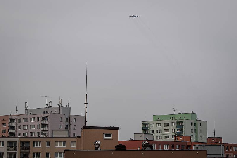 Na Letišti Leoše Janáčka Ostrava v Mošnově přistál 29. března 2022 americký bombardér B-52 Stratofortress.