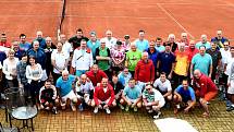 21. ROČNÍK MANAGER CUPU se vůbec poprvé odehrál v areálu Tenis Centra Opava, kde se všem úspěšným manažerům, podnikatelům, bývalým sportovcům nebo politikům moc líbilo. „Prostředí i celková atmosféra turnaje byla zase skvělá,“ uvedl hlavní organizátor tur