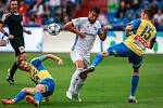 I. liga, 4. kolo, FC Baník - FK Teplice: 3 : 3, na snímku uprostřed Milan Baroš, vpravo Aleksandar Šušnjar