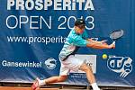 Prosperita Open 2013. Lukáše Rosola pořádně potrápil hned v jeho úvodním vystoupení na ostravské antuce osmnáctiletý mladíček Adam Pavlásek.