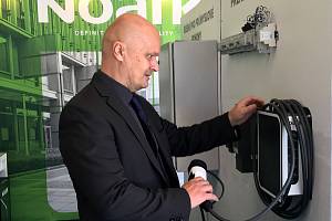 Žhavá novinka, nabíječka akumulátorů elektromobilů pro domácí použití.