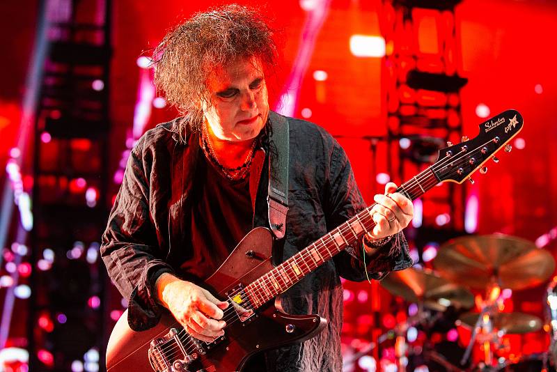 Hudební festival Colours of Ostrava 2019 v Dolní oblasti Vítkovice, 20. července 2019 v Ostravě. Na snímku Robert Smith z The Cure.