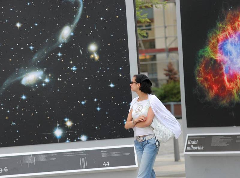 Výstava Tajemství vesmíru na Masarykově náměstí v Ostravě