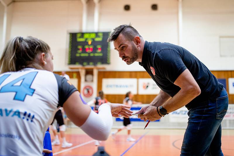 Volejbalistky TJ Ostrava ve 2. kole extraligy porazily doma Prostějov 3:1.