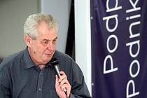 Předseda Strany práv občanů (SPO) a bývalý sociálnědemokra­tický premiér Miloš Zeman strávil několik dnů na Ostravsku.