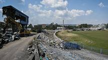 Demolice stadionu Bazaly, 23. července 2018 v Ostravě.