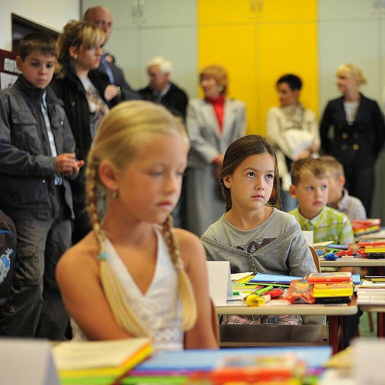 První školní den v základní škole v Krásném Poli.