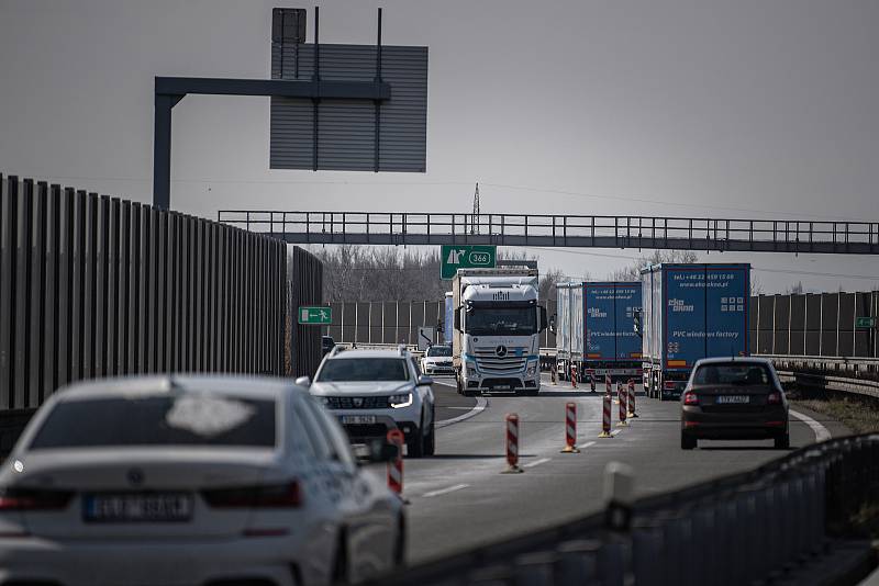 Na ostravské části dálnice D1 v pondělí 4. dubna začaly finální opravy zvlněného úseku v oblasti Antošovické odpočívky.